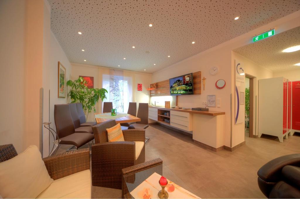 Parkhotel Neubauer Bad Sauerbrunn Εξωτερικό φωτογραφία